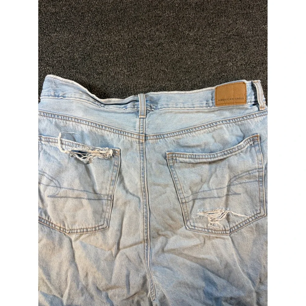 American Eagle Highest Rise Baggy Shorts Light Wash Distressed Denim Size 10